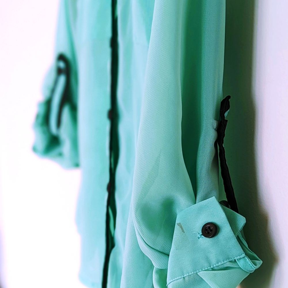 Light Teal & Black Button Down - Picture 4 of 8